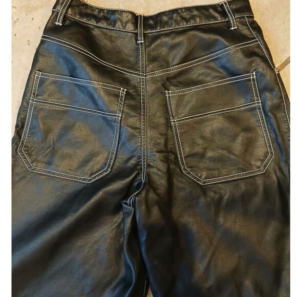 We the Free Faux leather crop pants- it factor size 4‎ - Picture 9 of 10